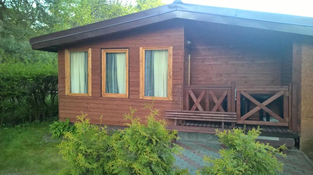 Osrodek Wypoczynkowy Amber Vila Kąty Rybackie Exterior foto