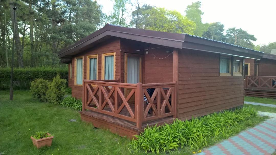 Osrodek Wypoczynkowy Amber Vila Kąty Rybackie Exterior foto