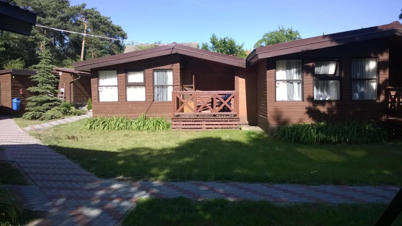 Osrodek Wypoczynkowy Amber Vila Kąty Rybackie Exterior foto