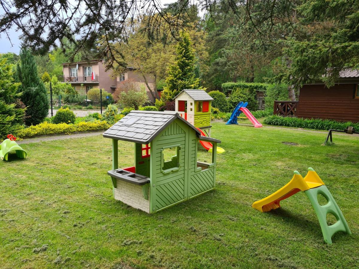 Osrodek Wypoczynkowy Amber Vila Kąty Rybackie Exterior foto