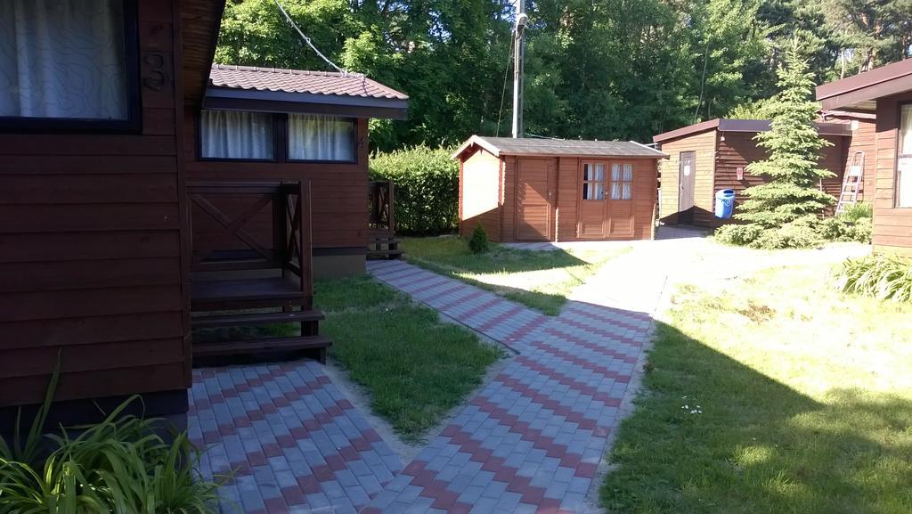 Osrodek Wypoczynkowy Amber Vila Kąty Rybackie Exterior foto