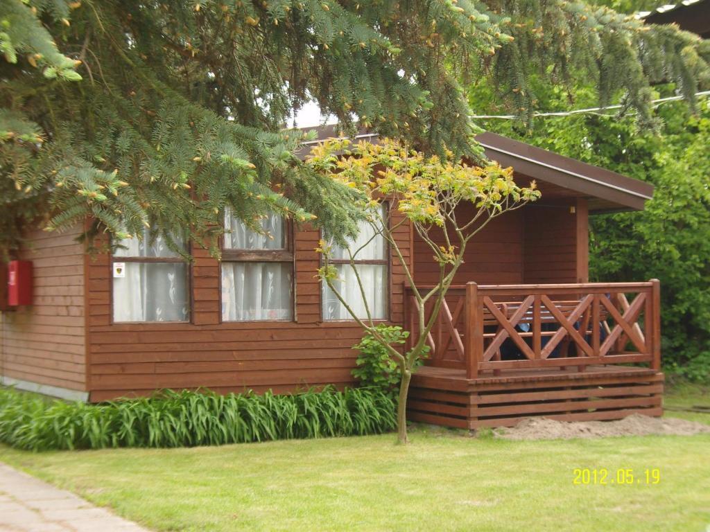 Osrodek Wypoczynkowy Amber Vila Kąty Rybackie Exterior foto