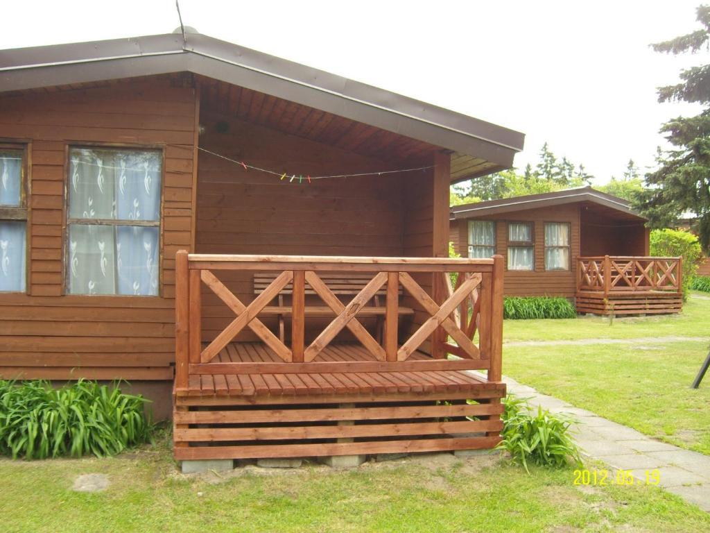 Osrodek Wypoczynkowy Amber Vila Kąty Rybackie Exterior foto